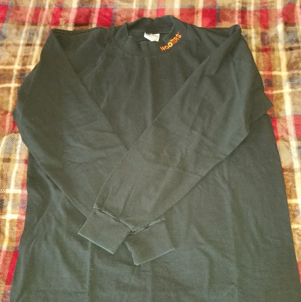 Men's black Hooters turtle neck