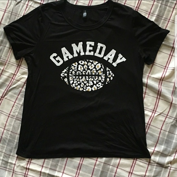 Gameday Black Leopard Tee - Picture 2 of 4