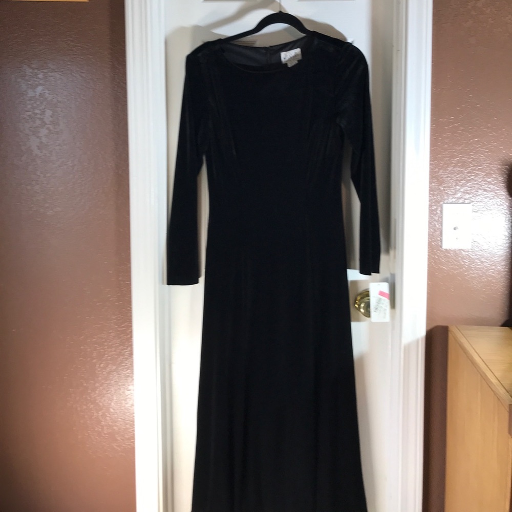 New black velour dress.