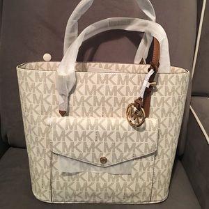 NWT Micheal Kors Tote