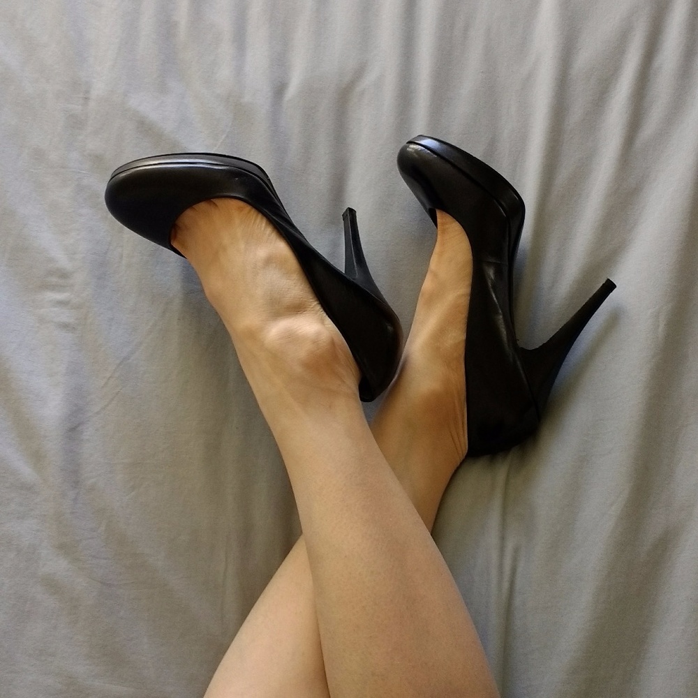 EUC Nine West platform heels