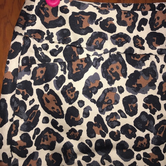 Leopard crop pants - Picture 2 of 5