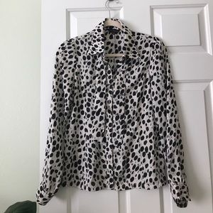 Two printed shirts, buy one get one free.