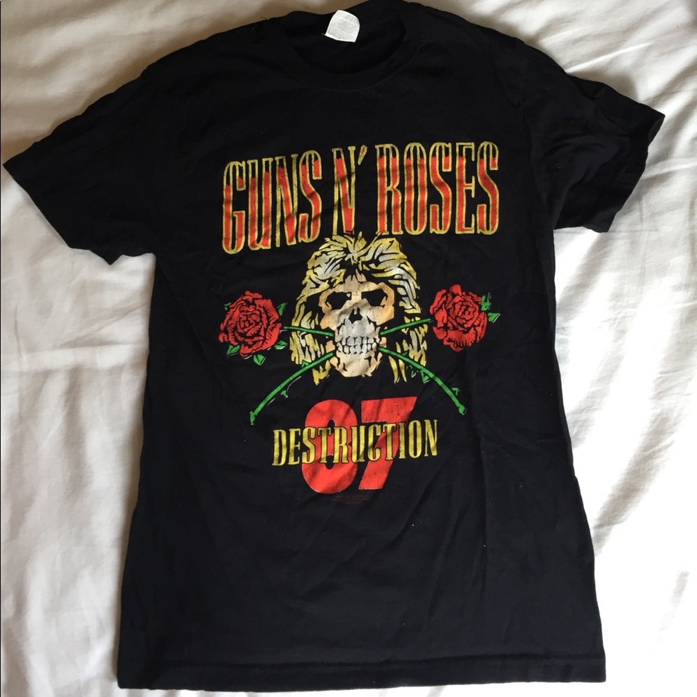 NWOT Guns N Roses T