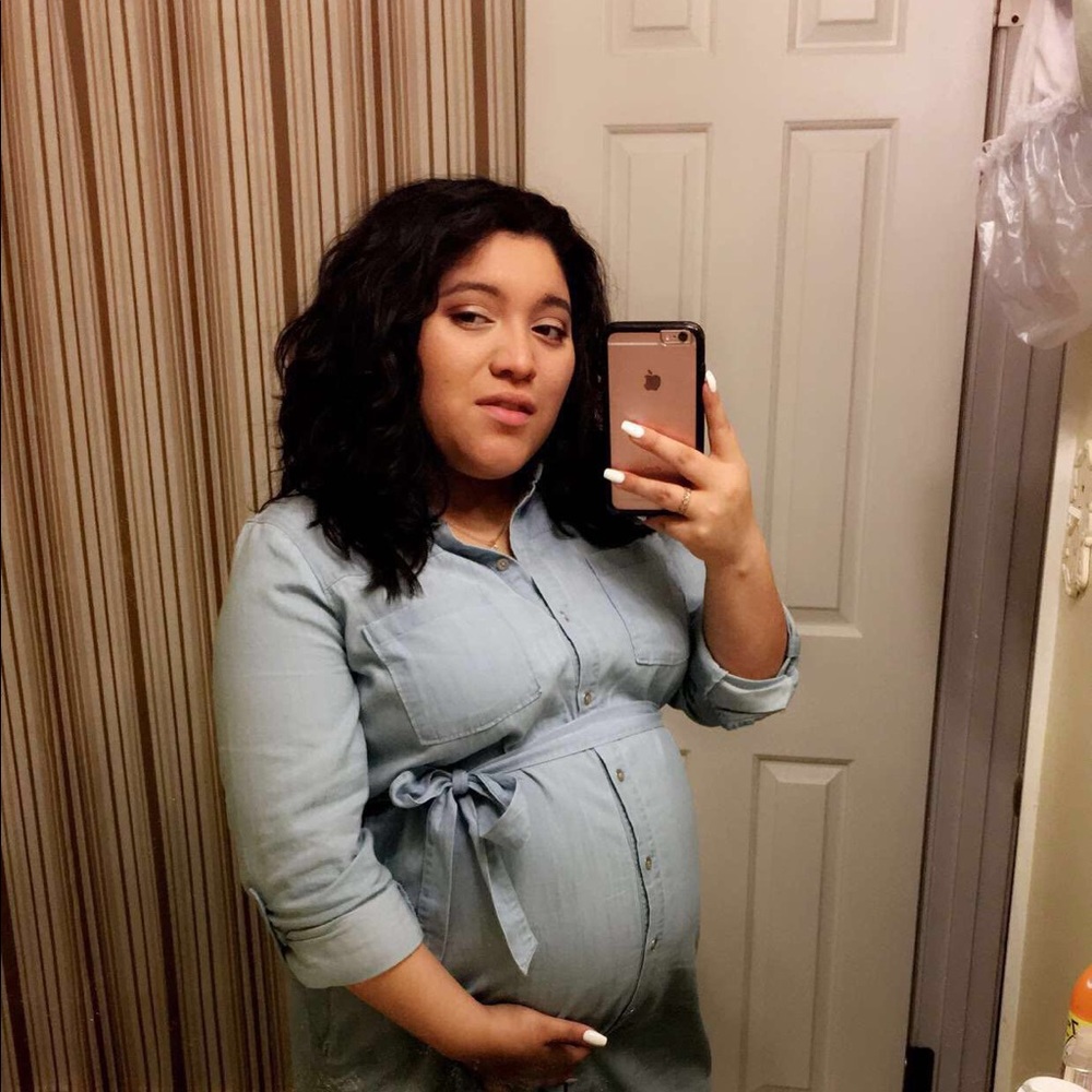 Meet your Posher, Valeria