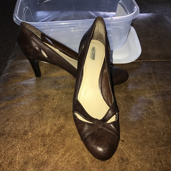 Brown texture heels - Picture 2 of 5