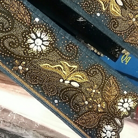 Pantsuit - Picture 4 of 7