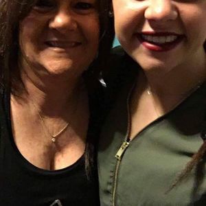 Meet your Posher, Becky