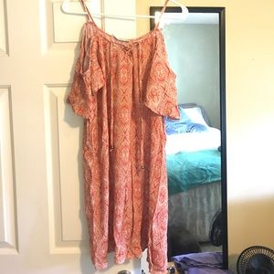 Sundress with off the shoulder sleeves