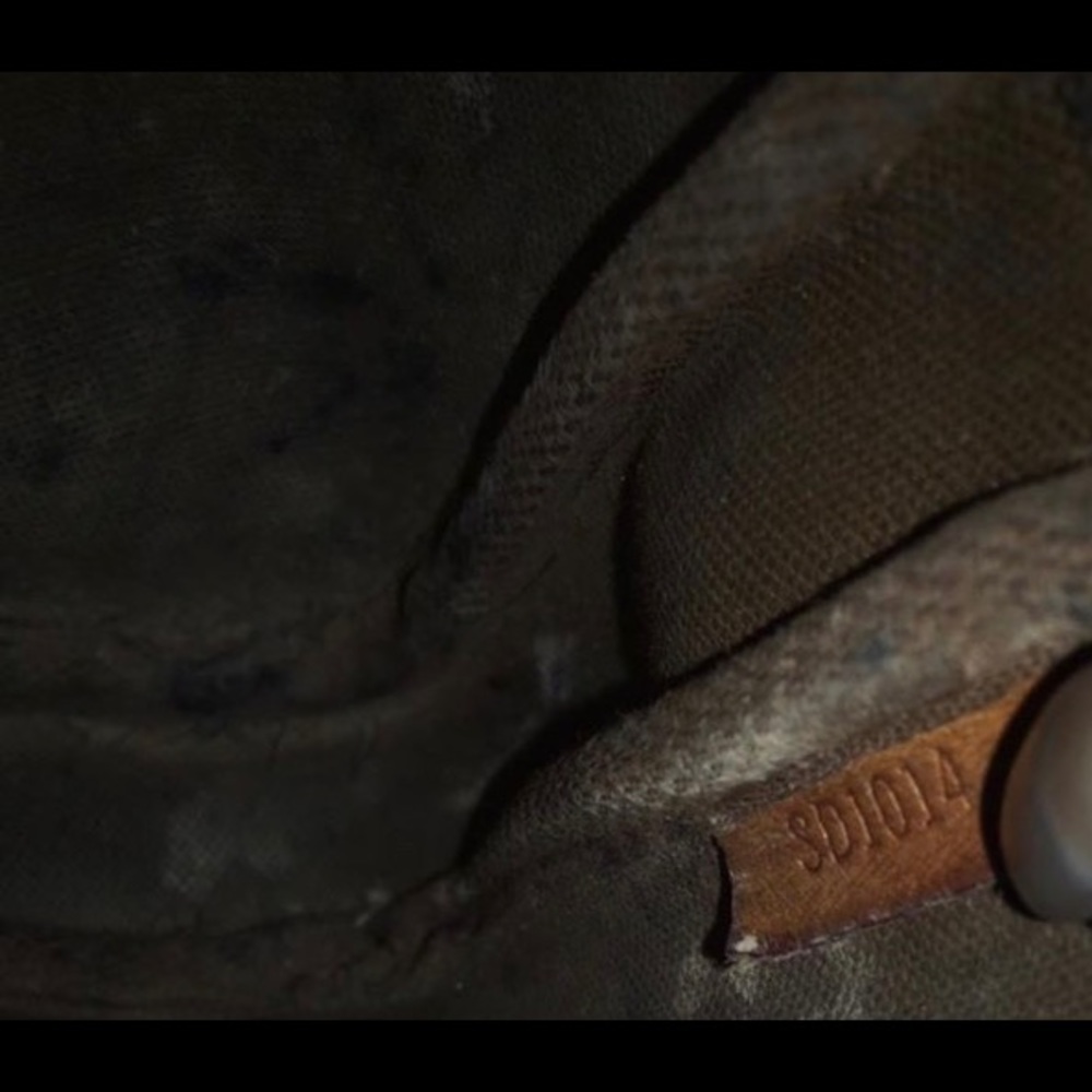 Authentic Louis Vuitton - Picture 3 of 3