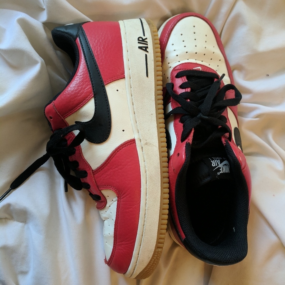 Nike Air Force 1 Low Chicago Gum Sole