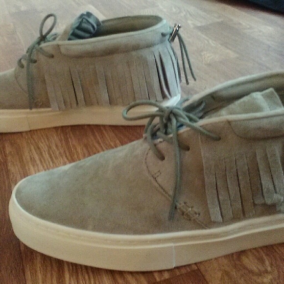 Clear weather Chukka moccasins - Picture 3 of 5