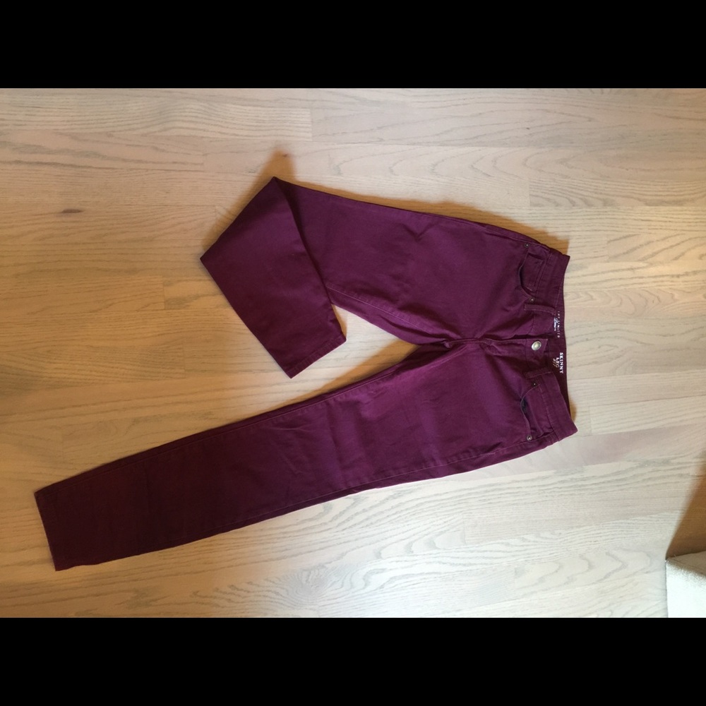 Limited denim skinny leg pants