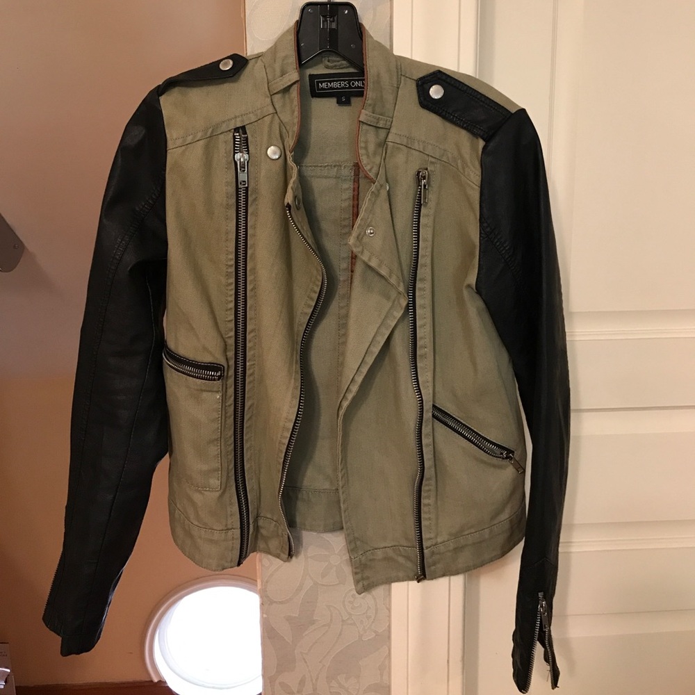 Members Only Small Olive Green and Black Jacket