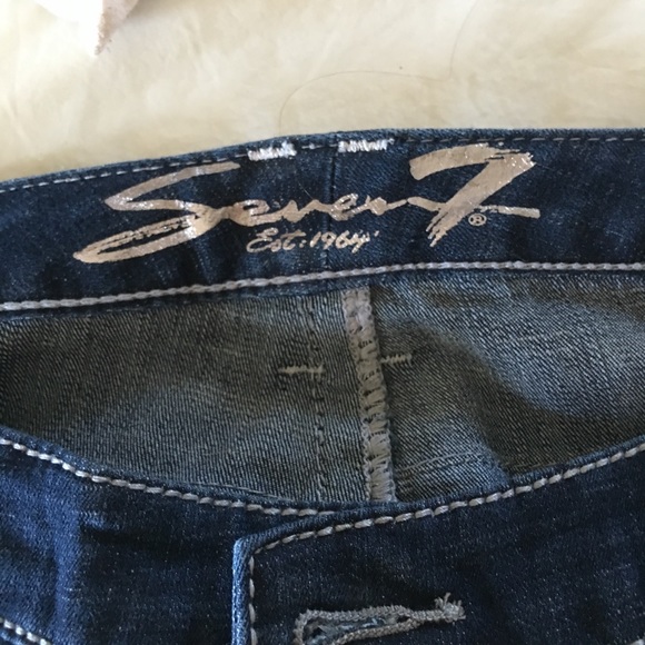 7 For All Man Kind boot cut jeans - Picture 3 of 4