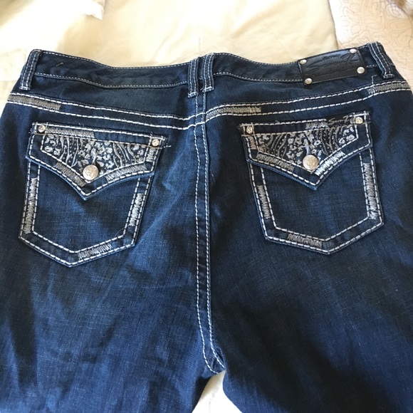 7 For All Man Kind boot cut jeans - Picture 4 of 4