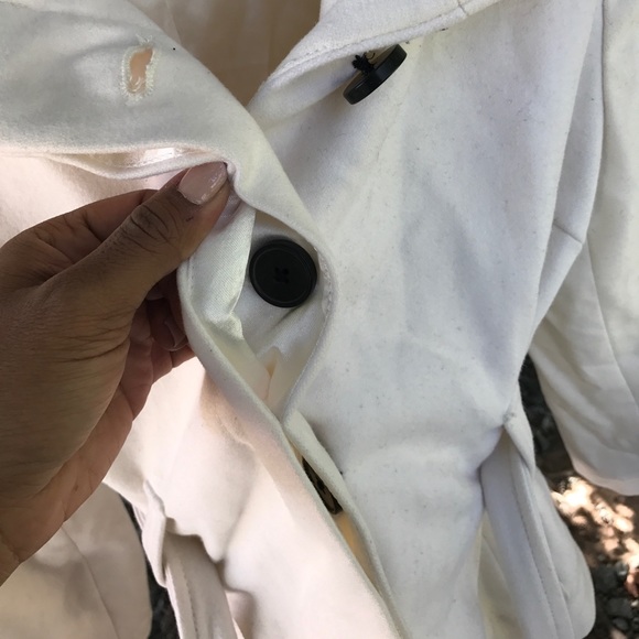 🌼Cream pea coat🌼 - Picture 4 of 6