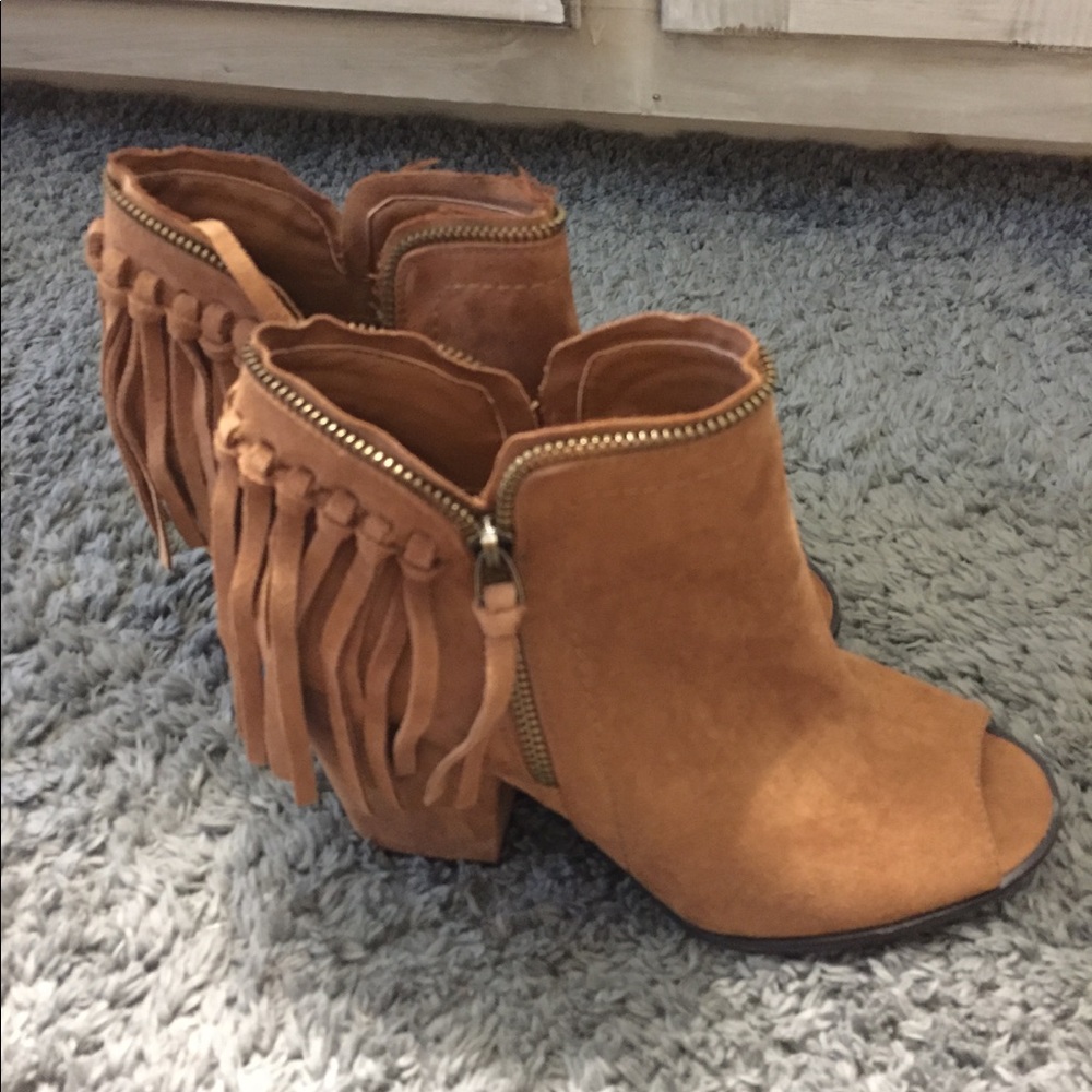Boutique Fringe Peep toe Boots