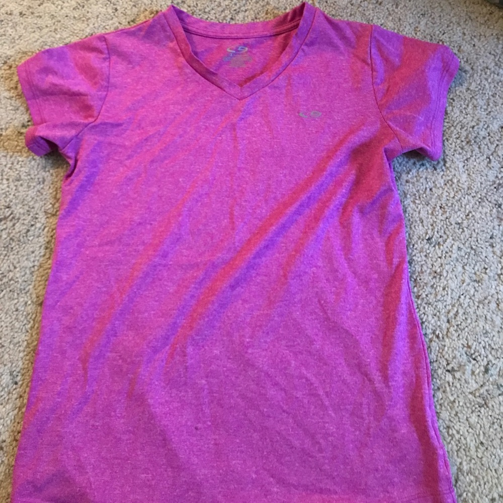 Athletic shirt