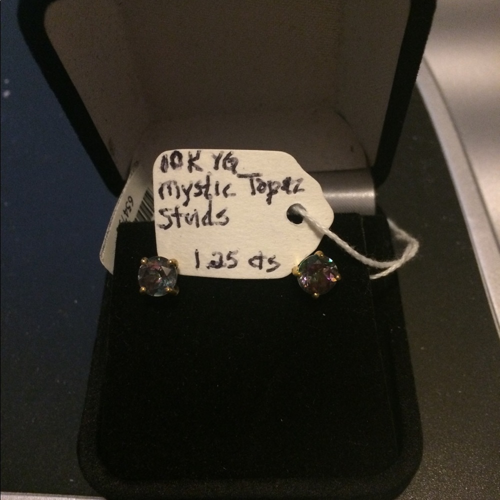 NWT- 10K Yellow Gold Mystic Topaz stud earrings