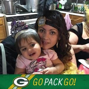 Meet your Posher, Claudia