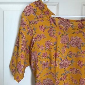 Sheer Knee-length Floral Blouse