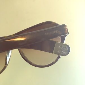 Chanel 5233 Sunglasses made in Italy