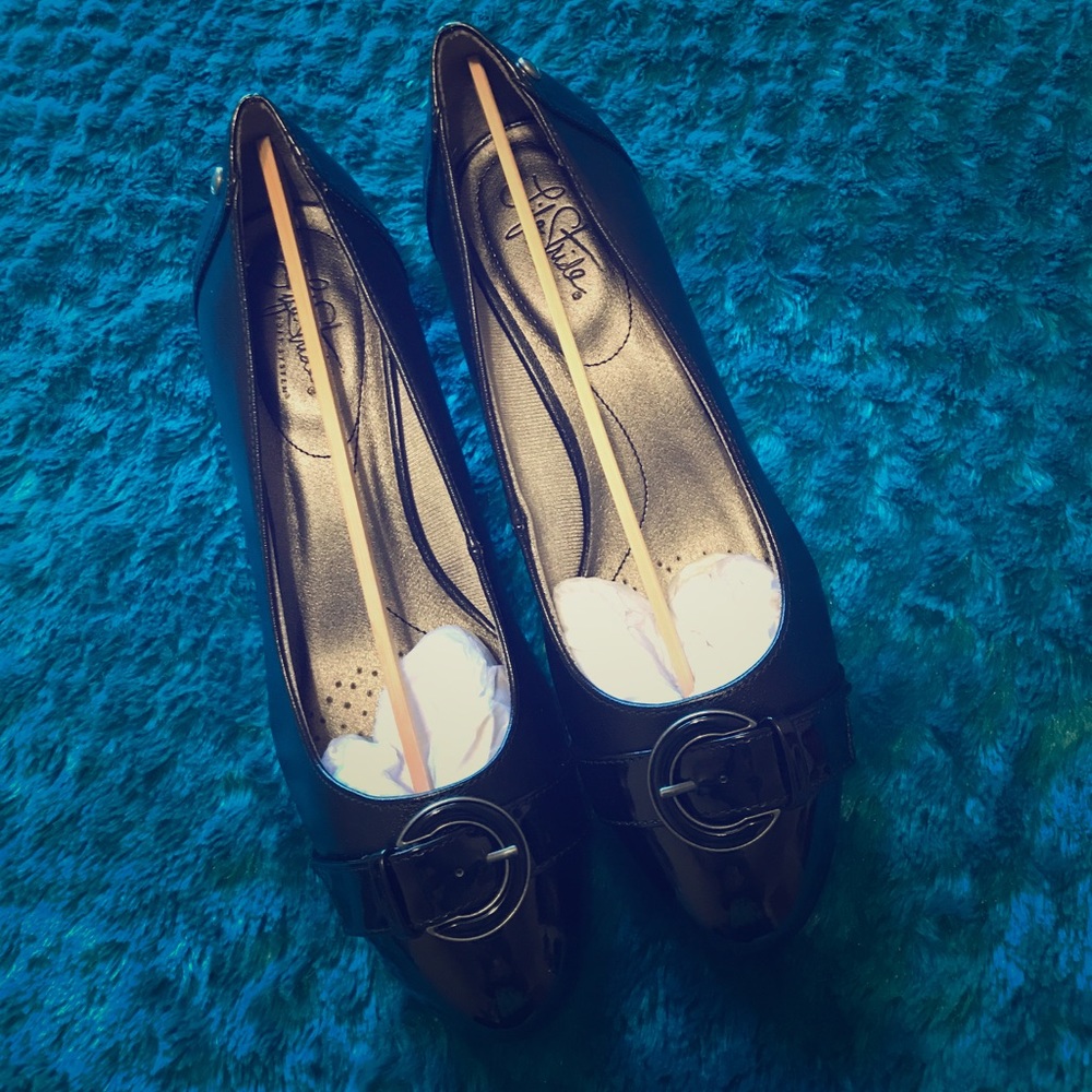 LifeStride Jewel Black Wedge