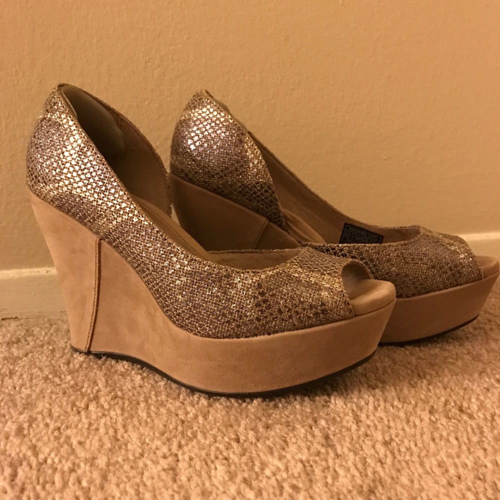 Ugg Wedges - image 3