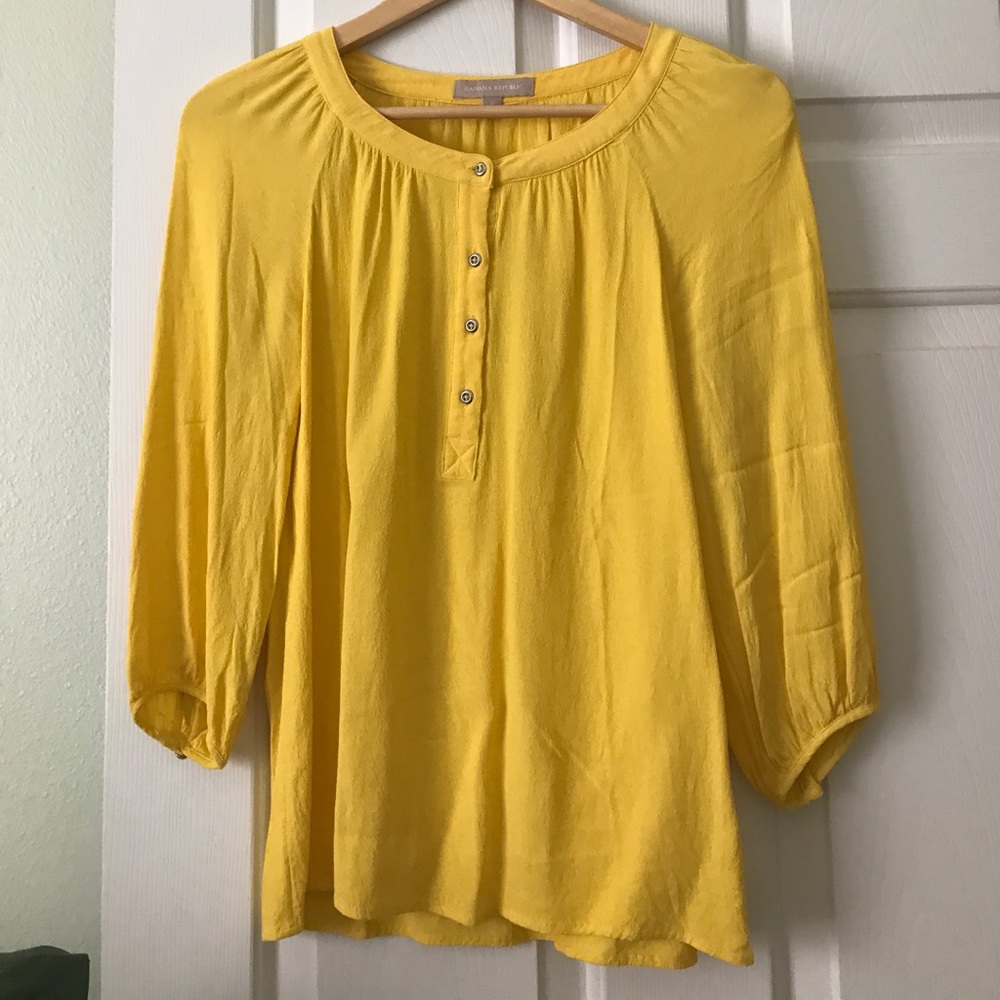 Banana republic pullup blouse