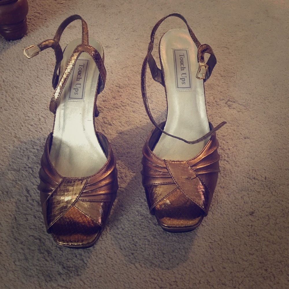 Women's Touch Ups pumps