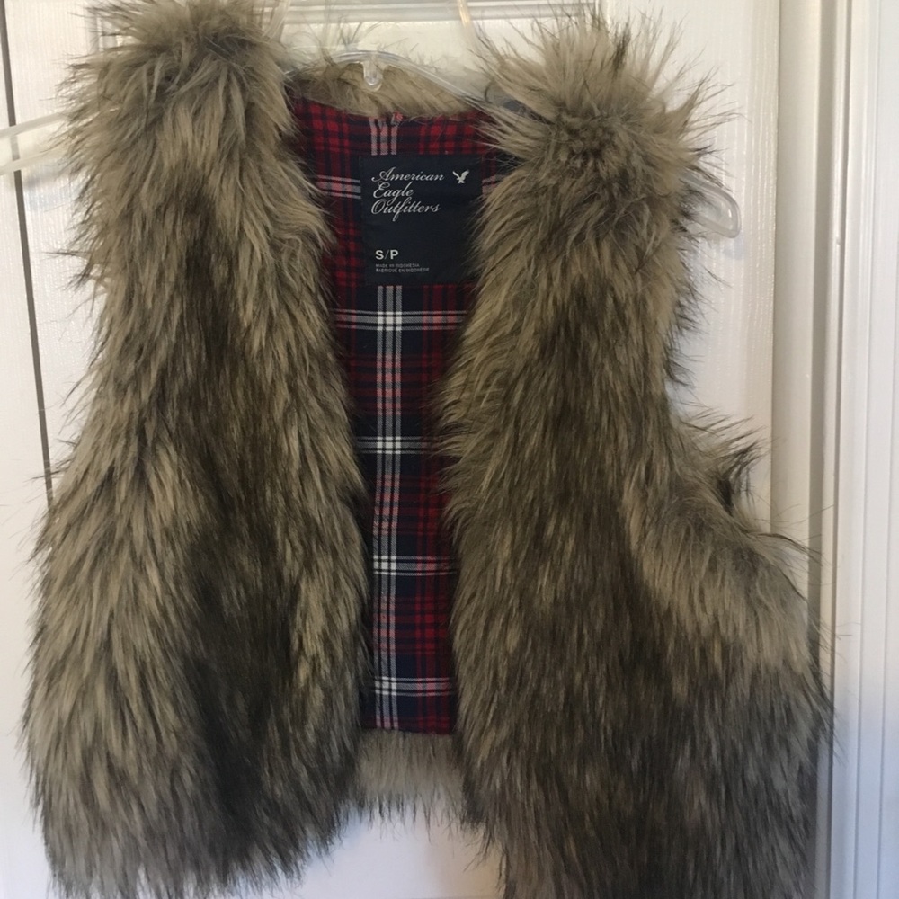 American eagle fur vest. Excellent condition.