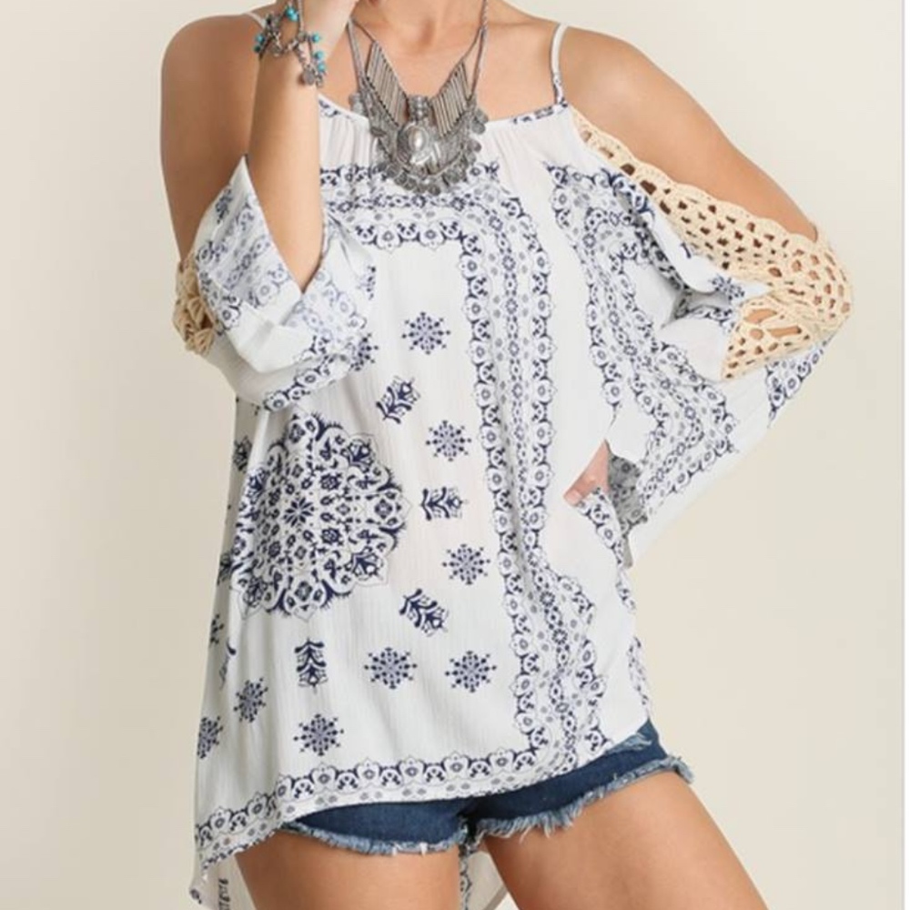 NWT Blue and White Cold Shoulder Tunic Top