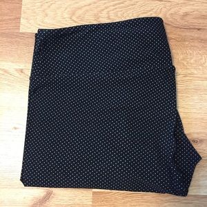 🦄UNICORN LULAROE! 🦄 Black with white polka dots