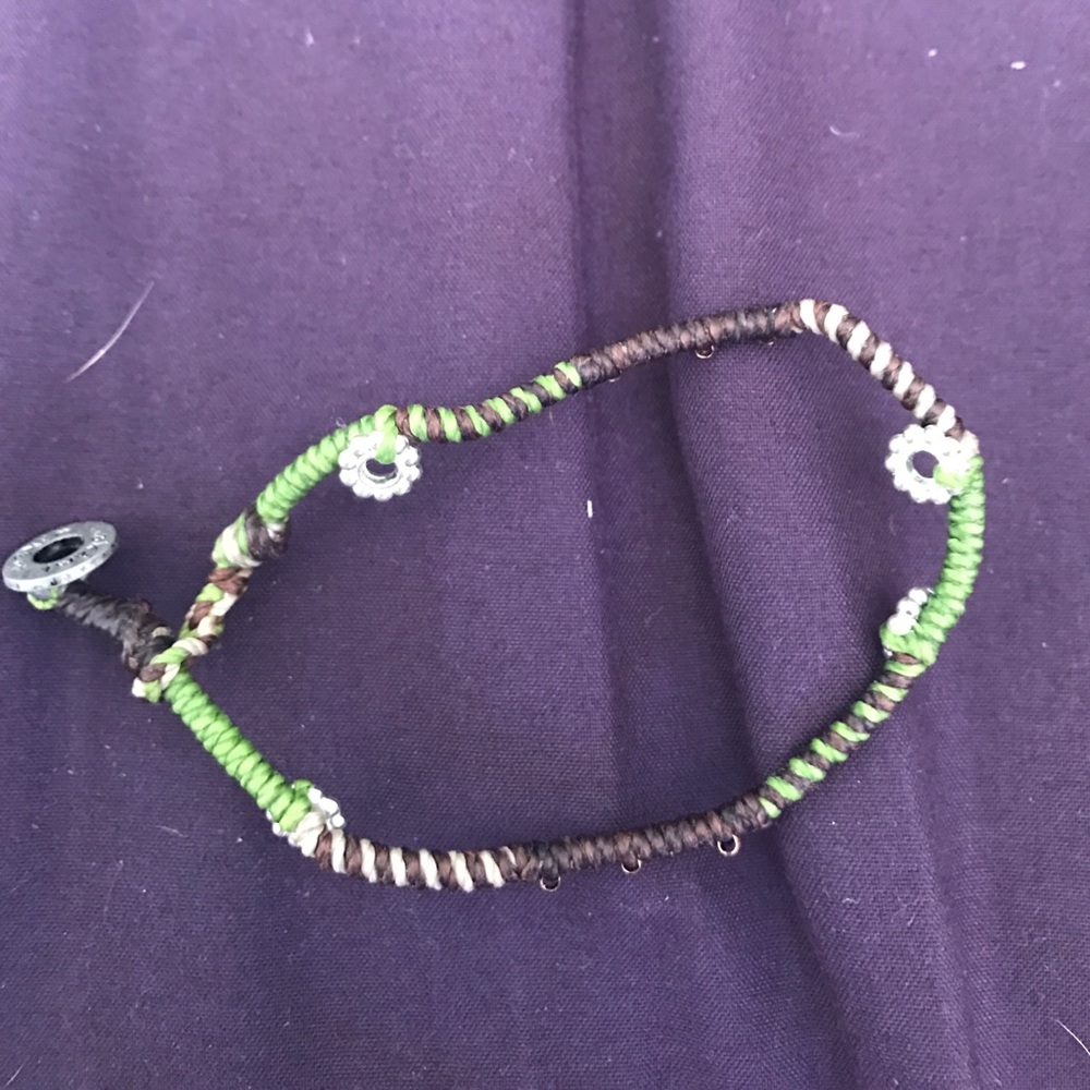 Bracelets - Picture 7 of 8