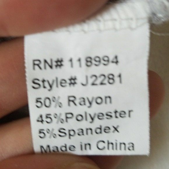 Piko loose fitting cardigan sweater - Picture 5 of 6