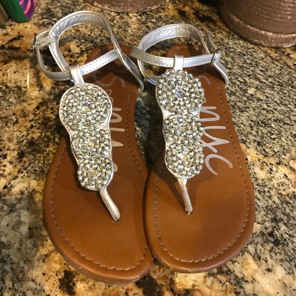 Girl's PS NYC for Aeropostale silver thong sandals