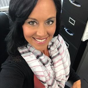 Meet your Posher, Kenna