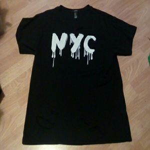 NWOT Distressed Style NYC Top