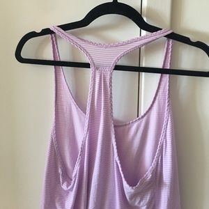 Lululemon 105 singlet : lilac