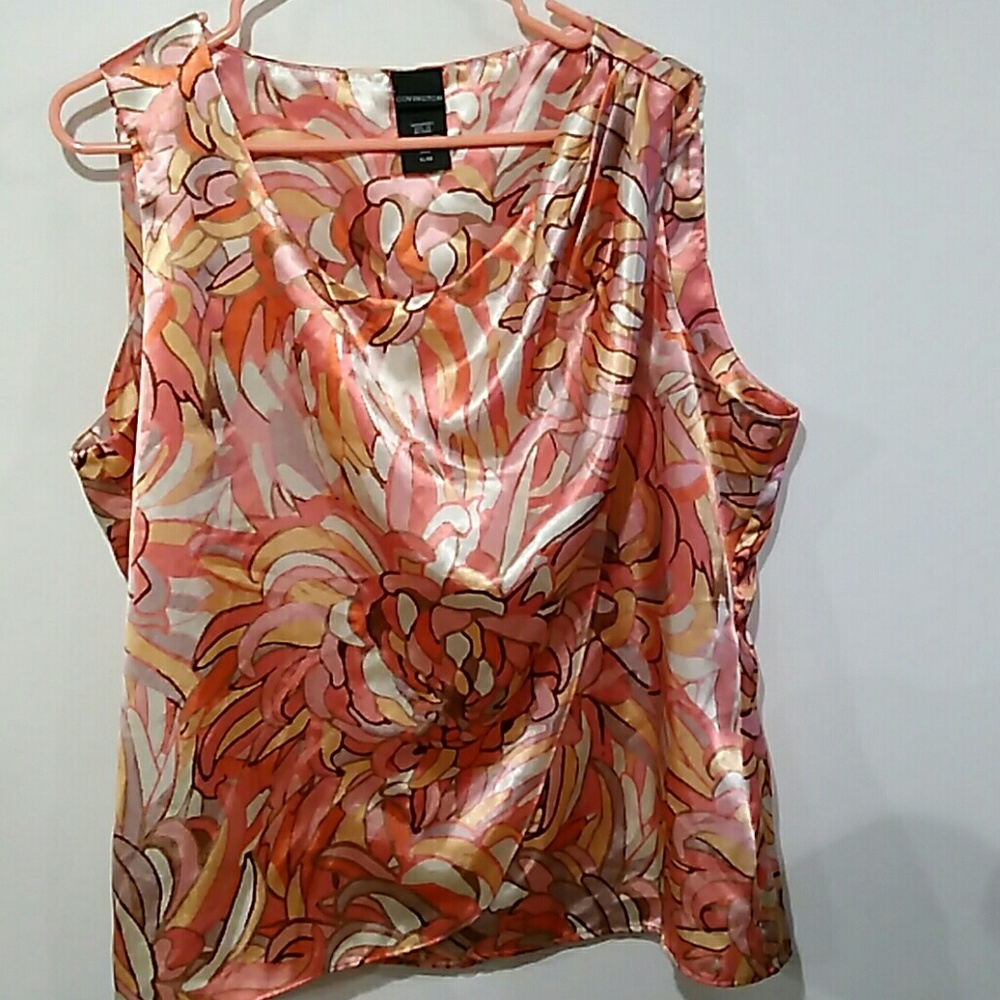 Polyester sleeveless top