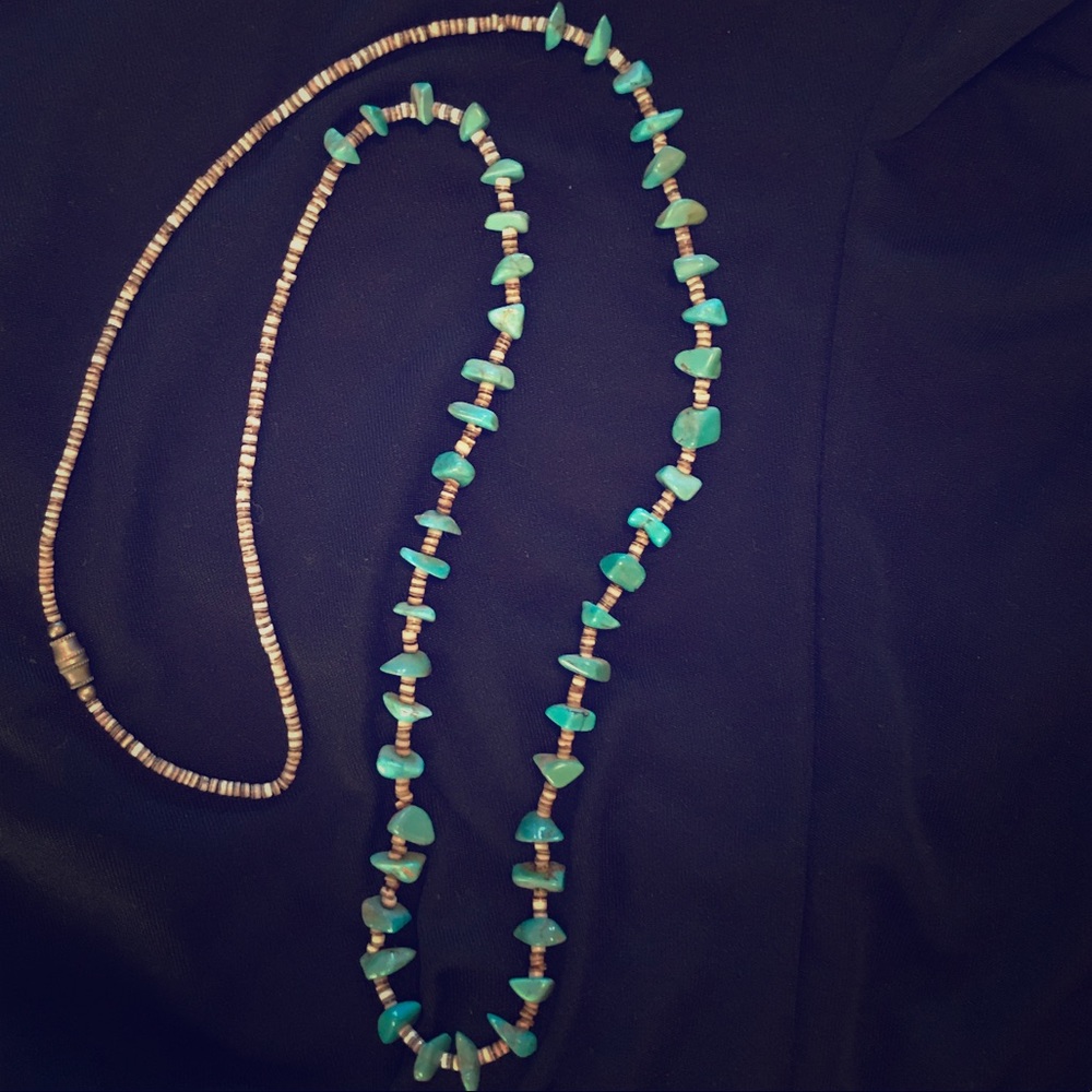 Gorgeous turquoise and stone necklace
