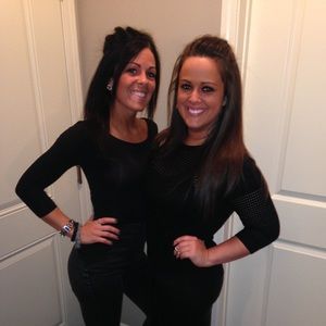 Meet your Poshers, Brooklyn and Bailey
