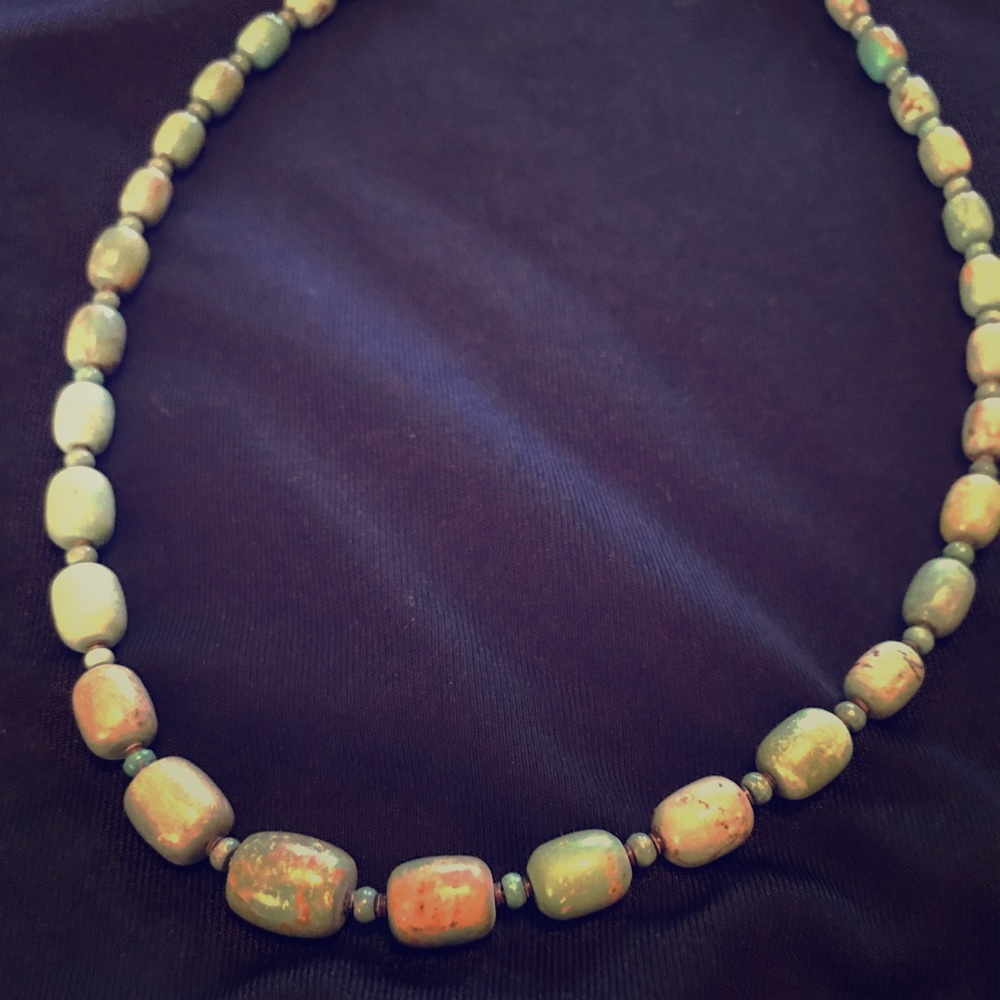 Stunning turquoise necklace