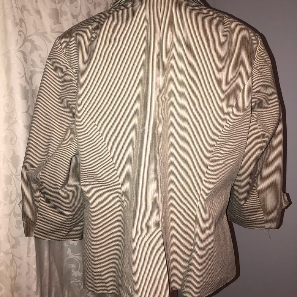 Jacket - Picture 4 of 5