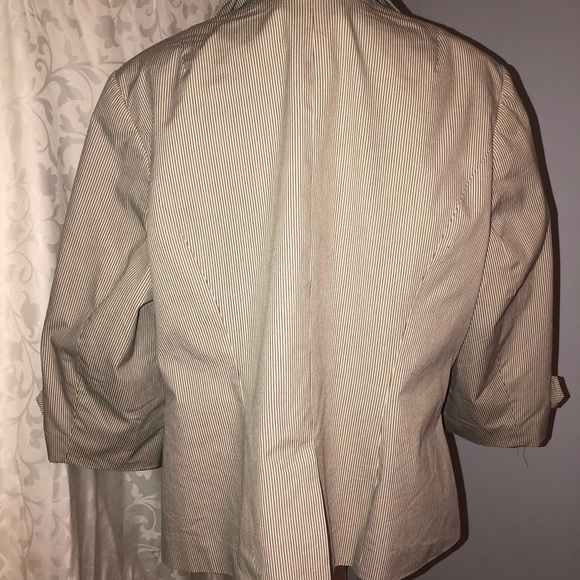 Jacket - Picture 4 of 5