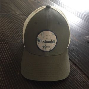 Columbia hat