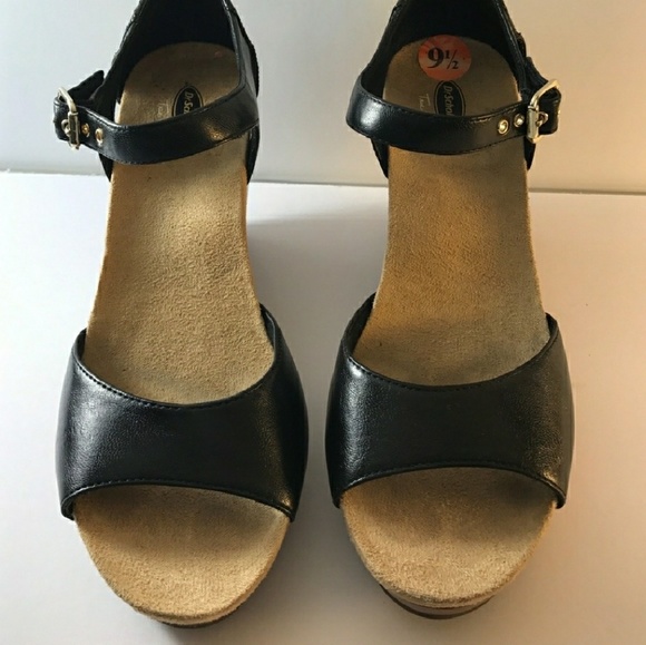dr scholls black sandals