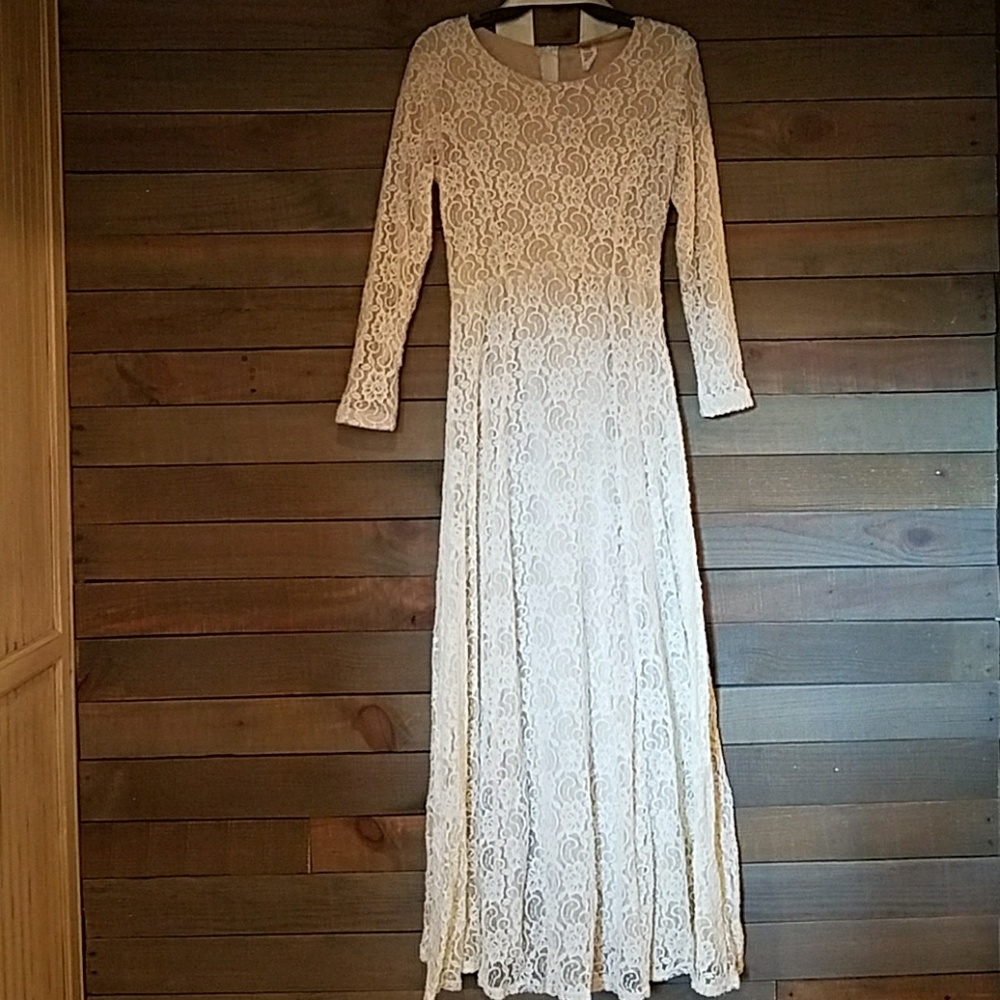 Lace dress