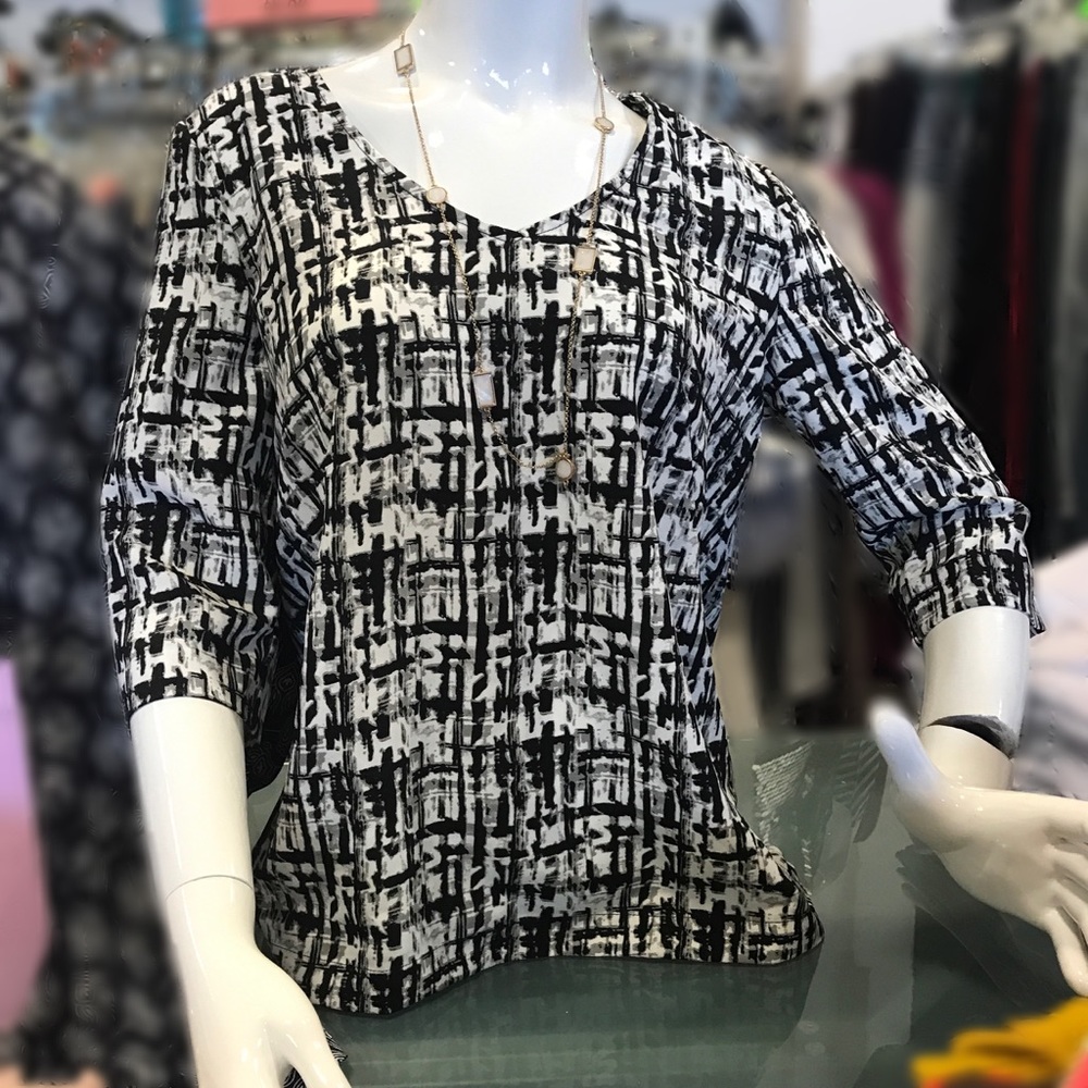Downeast Outfitters DE Collection boxy blouse